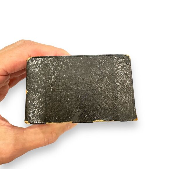 Bakelite Plastic Poker Chips w/Wood Holder Vintage Small Miniature Caddy W/Cover - Picture 9 of 14